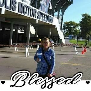 Meet your Posher, Myra